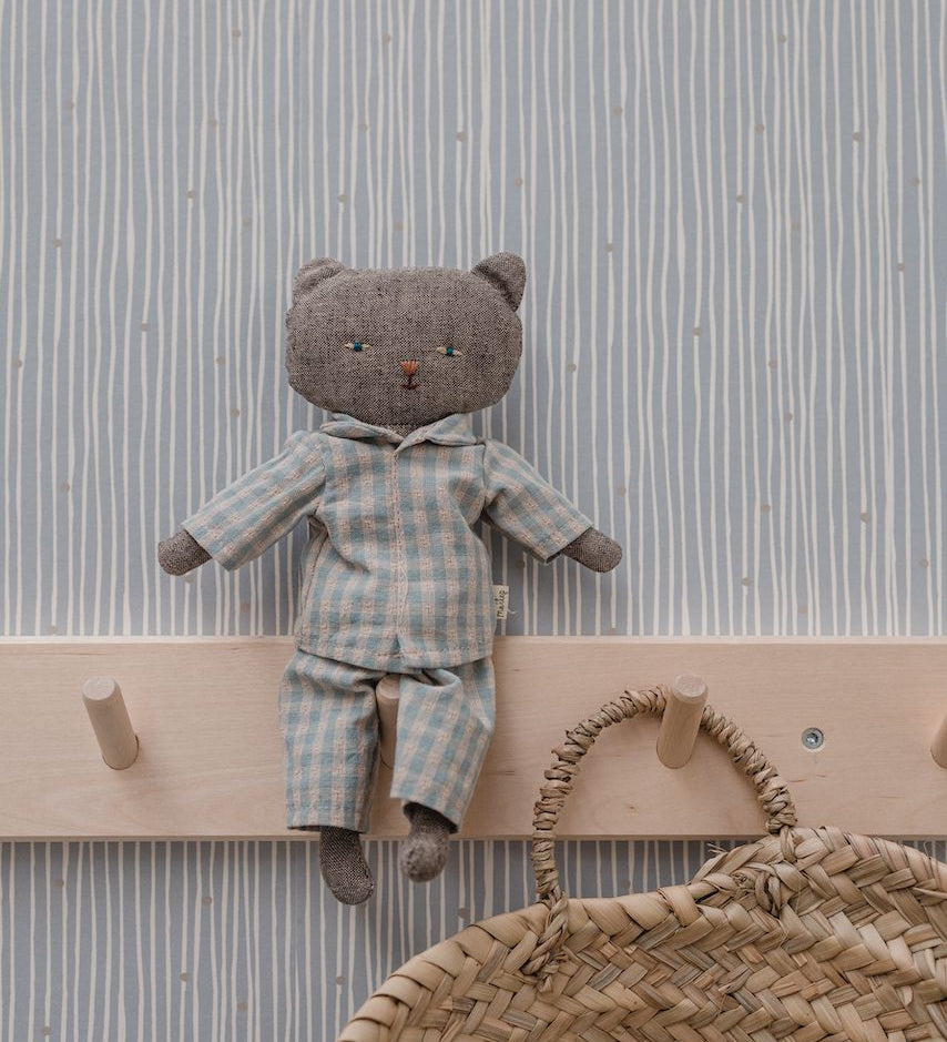Bibelotte kinderbehang lijnenspel blauw babykamer jongenskamer