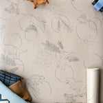 Little Amour Dino behang voor de jongenskamer beige en zand kleur