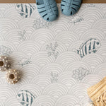 Little Amour kinderbehang fishy waves  vissen blauw