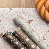 Little Amour behang voor de meisjeskamer bloemen beige